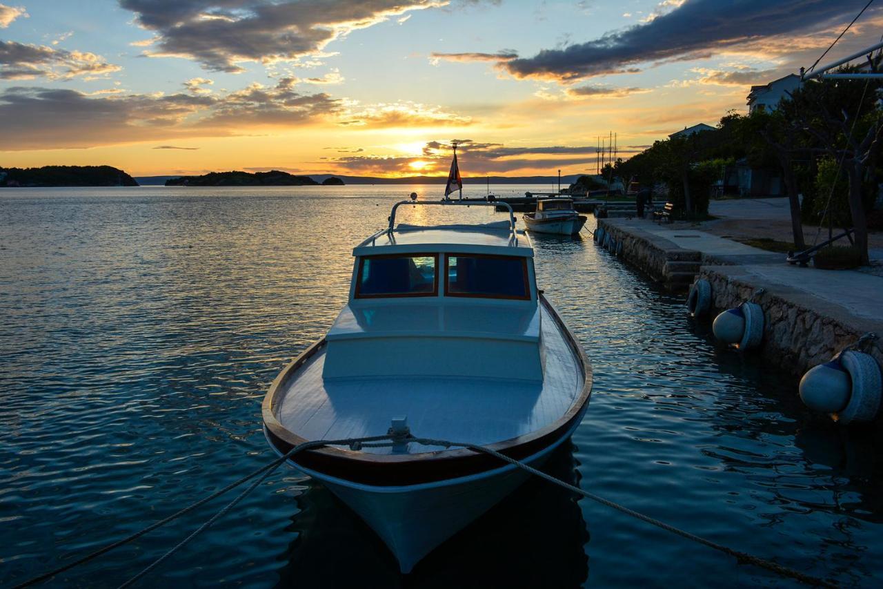 Apartmani Andela Kordic Supetarska Draga Exteriör bild