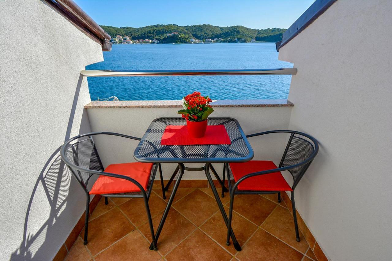 Apartmani Andela Kordic Supetarska Draga Exteriör bild
