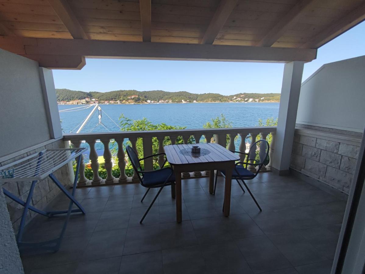 Apartmani Andela Kordic Supetarska Draga Exteriör bild