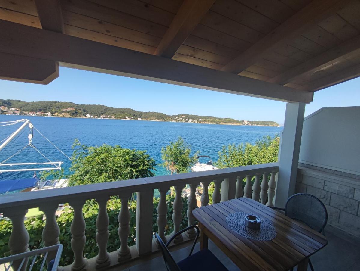 Apartmani Andela Kordic Supetarska Draga Exteriör bild